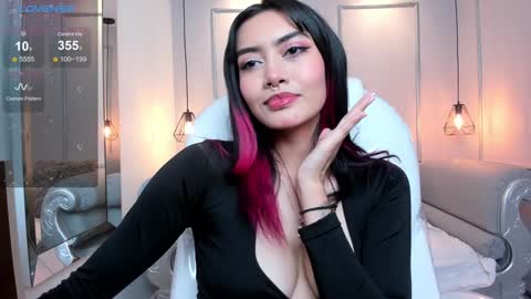 Azura online show from 02.03.25