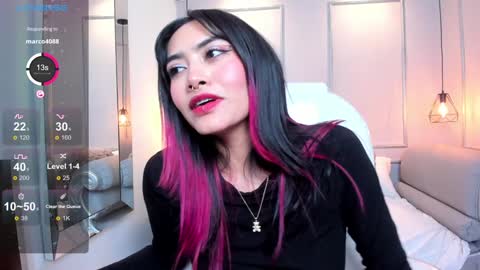 Azura online show from 02.06.25