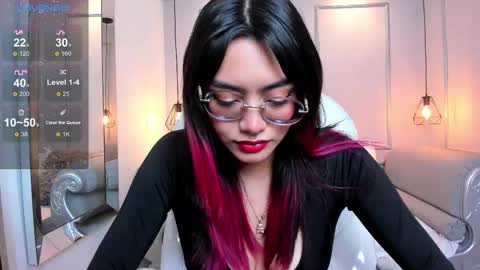 Azura online show from 02.12.25