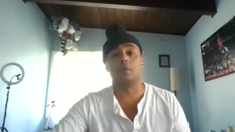 Snapshot of b0urb0n7 chatting on 10.22.25 Bourbon online show from 10.22.25
