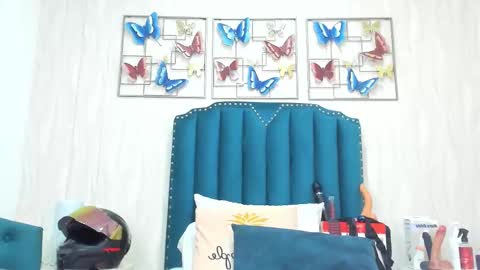 Anny online show from 11.09.25