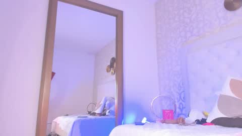 Anny online show from 03.16.26