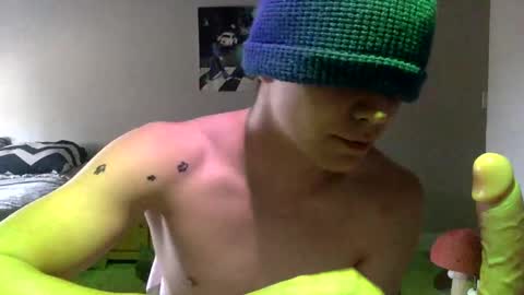 b4nnysturntoo online show from 12.27.24