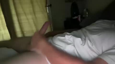 Snapshot of b_boy20166 chatting on 10.17.25 b_boy20166 online show from 10.17.25