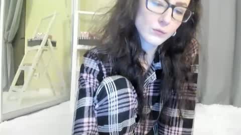 babby_jewel online show from 09.13.25