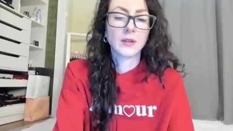 babby_jewel online show from 10.23.25