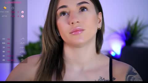 Snapshot of babbyaisha chatting on 10.07.25 Inna online show from 10.07.25