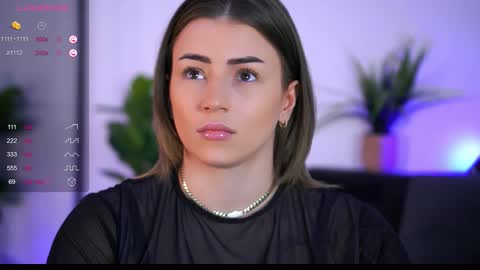 Snapshot of babbyaisha chatting on 10.30.25 Inna online show from 10.30.25