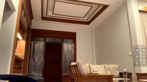 Jialyn online show from 12.03.24