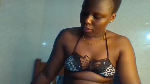 Snapshot of baby_cool430496 chatting on 03.08.25 baby cool online show from 03.08.25