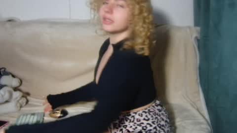 Snapshot of baby_doll91 chatting on 02.18.25 Babby Doll online show from 02.18.25