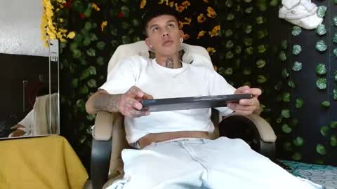 OF GxoXabs online show from 12.17.24