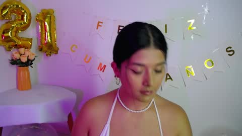 BABY HONEY online show from 01.12.25