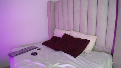 BABY HONEY online show from 01.17.25