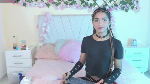 Snapshot of baby_kaliope chatting on 01.07.25 Kaliope online show from 01.07.25