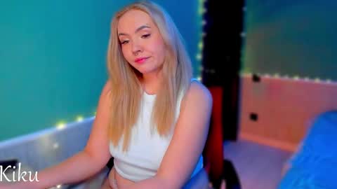 Snapshot of baby_kiku chatting on 11.16.25 Heyy Im Kikuuu Im so energetic Catch my vibe online show from 11.16.25
