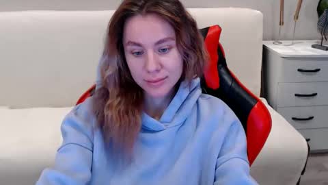 baby_kitte online show from 01.11.25