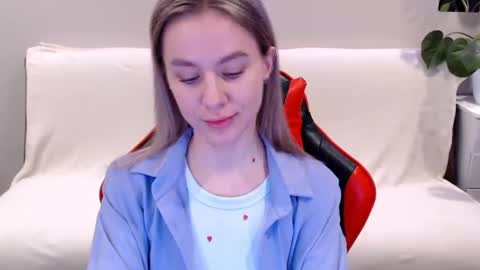 baby_kitte online show from 02.10.25