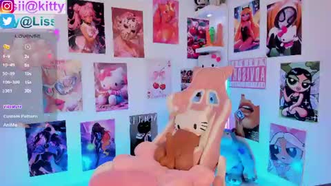 Snapshot of baby_lissi chatting on 06.21.26 baby_lissi online show from 06.21.26