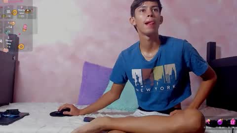 Snapshot of baby_noaht chatting on 05.15.26 baby_noaht online show from 05.15.26