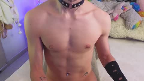 Snapshot of baby_xian chatting on 02.12.25  Dani  online show from 02.12.25