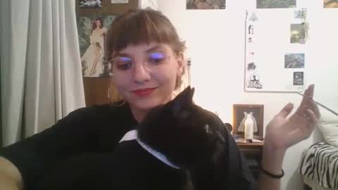 Snapshot of babydemon6 chatting on 12.05.24 babydemon6 online show from 12.05.24