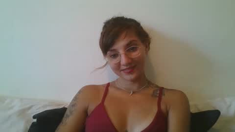 Snapshot of babydemon6 chatting on 02.08.25 babydemon6 online show from 02.08.25