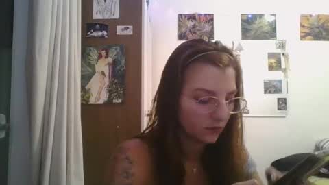 Snapshot of babydemon6 chatting on 02.20.25 babydemon6 online show from 02.20.25