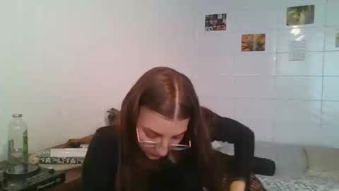 babydemon6 online show from 10.31.25