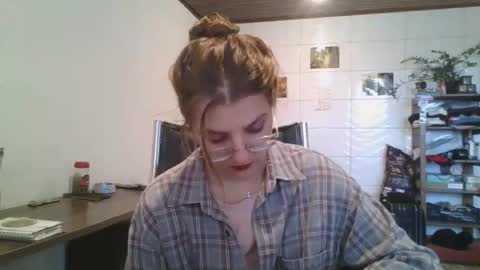 Snapshot of babydemon6 chatting on 04.29.26 babydemon6 online show from 04.29.26