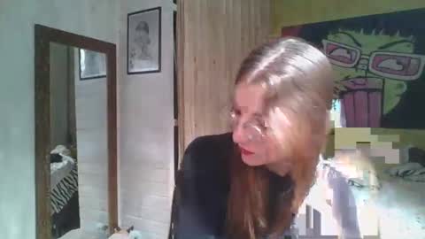 Snapshot of babydemon6 chatting on 05.25.26 babydemon6 online show from 05.25.26