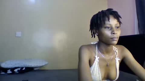 Snapshot of babydoll_230 chatting on 04.16.26 Babydoll 230 online show from 04.16.26
