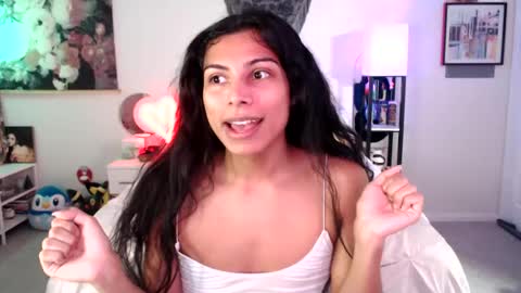 Snapshot of babyempathy chatting on 10.05.25 akira online show from 10.05.25