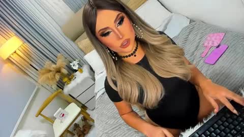 Snapshot of babygoddess4u chatting on 12.23.24 ASK ME IN PM online show from 12.23.24