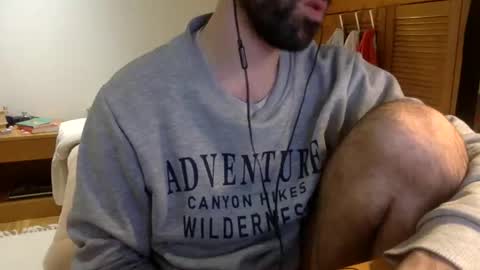 Snapshot of babyhardy chatting on 01.22.25 Tom A.    online show from 01.22.25