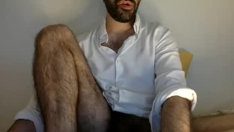 Snapshot of babyhardy chatting on 11.02.25 Tom A. online show from 11.02.25