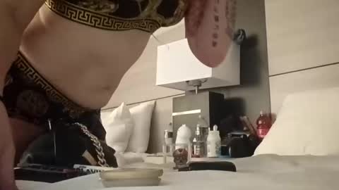 Baby K n Daddy J online show from 11.14.25