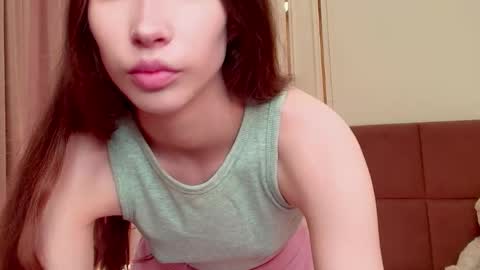Snapshot of babylisabrown chatting on 05.18.26 Annie online show from 05.18.26