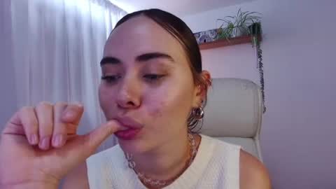 Snapshot of babyprincesstalia chatting on 07.22.26 Talia online show from 07.22.26