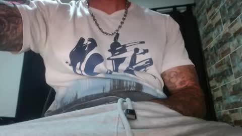 Snapshot of babyrecord chatting on 12.02.25 babyrecord online show from 12.02.25