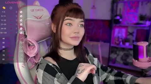 Nika online show from 12.14.24