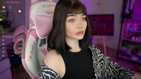 Nika online show from 01.19.25