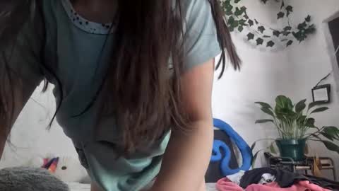  Gisselle  online show from 12.22.25