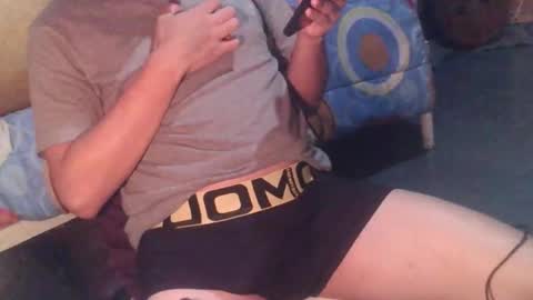 Snapshot of babyyourearichman chatting on 01.11.26 babyyourearichman online show from 01.11.26