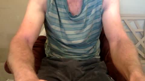 Snapshot of baddadatwork chatting on 11.16.25 baddadatwork online show from 11.16.25