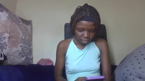 Snapshot of baddie_floxxy chatting on 04.01.26 baddie_floxxy online show from 04.01.26