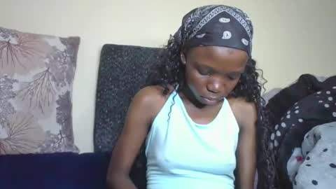 Snapshot of baddie_floxxy chatting on 04.13.26 baddie_floxxy online show from 04.13.26