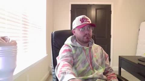 Snapshot of baddydaddy23 chatting on 09.22.25 Jon online show from 09.22.25