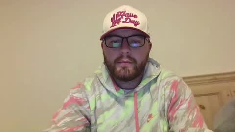 Snapshot of baddydaddy23 chatting on 11.05.25 Jon online show from 11.05.25