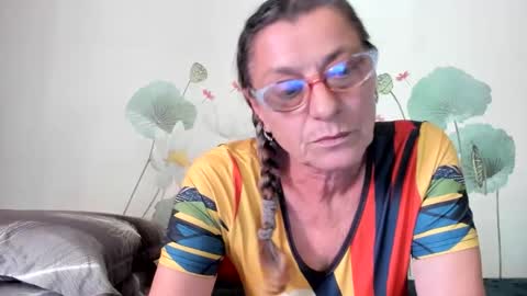 Snapshot of badgg chatting on 05.26.26 Gina online show from 05.26.26